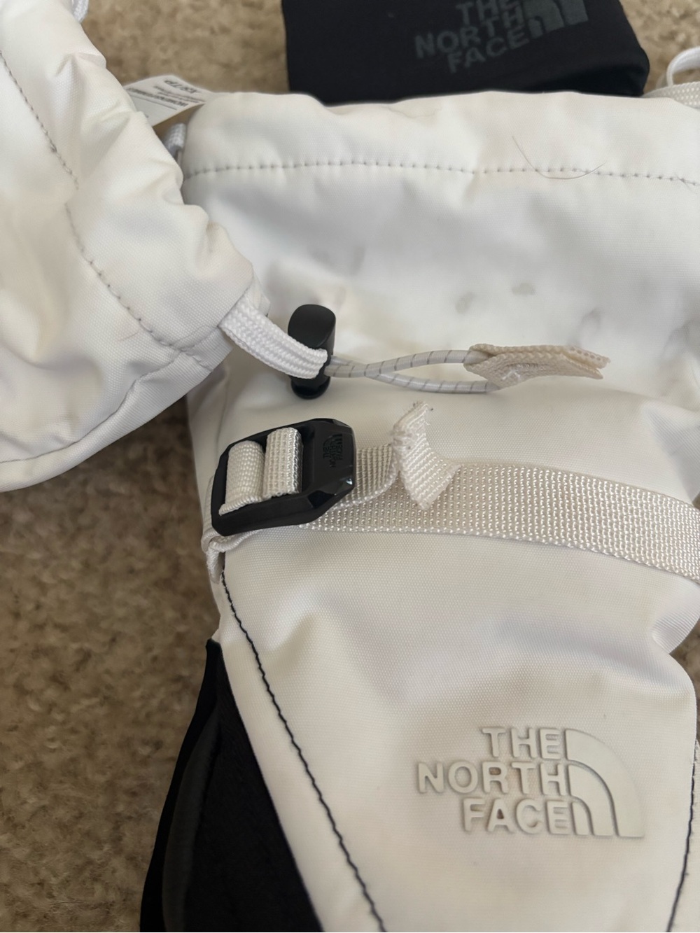 The North Face White and Black Women's Snow Gloves - Picture 5 of 8